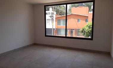 🏡 HERMOSA CASA SEMI REMODELADA CON AMPLIOS ESPACIOS Y EXCELENTE ILUMINACIÓN