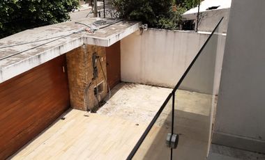 🏡 HERMOSA CASA SEMI REMODELADA CON AMPLIOS ESPACIOS Y EXCELENTE ILUMINACIÓN