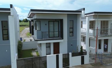 3 BR House and Lot For Sale in Carlos Estates in San Fernando Pampanga