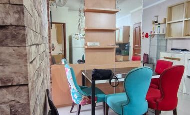 DISEWAKAN APARTEMEN GADING MEDITERANIA 3 kamar  – RENOVASI TOTAL, VIEW KOLAM RENANG, FULLY FURNISHED