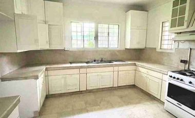 Semi Furnished 4 Bedroom House in Valle Verde 1 Pasig City for Lease