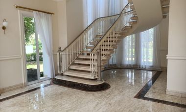 Rumah Mewah + Kolam Renang di Cluster Bukit Gading Villa, Kelapa Gading