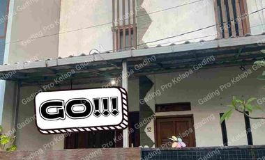 disewakan rumah bagus Lux area pulomas 2lt row jalan 2 mobil