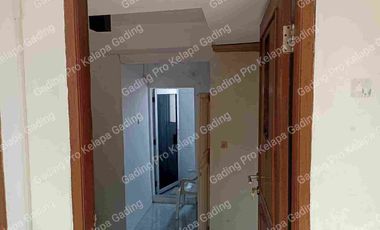 disewakan rumah bagus Lux area pulomas 2lt row jalan 2 mobil