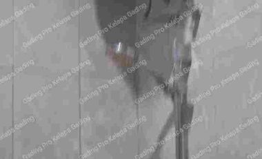 disewakan rumah bagus rapi 2lt area Pulomas row 1,5 mobil