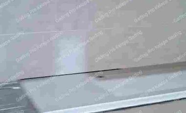 disewakan rumah bagus rapi 2lt area Pulomas row 1,5 mobil