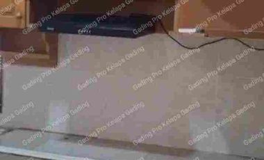 disewakan rumah bagus rapi 2lt area Pulomas row 1,5 mobil