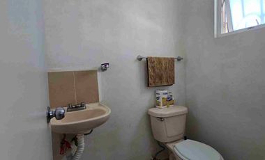 ▪️𝐂𝐀𝐒𝐀 𝐞𝐧 𝐕𝐄𝐍𝐓𝐀, 𝐕𝐈𝐍̃𝐄𝐃𝐎𝐒 𝟏𝐞𝐫𝐚 𝐒𝐄𝐂𝐂𝐈𝐎𝐍, 𝐏𝐑𝐈𝐕𝐀𝐃𝐀 𝐎𝐑𝐕𝐈𝐄𝐓𝐎 (𝐬𝐨𝐛𝐫𝐞 𝐥𝐚 𝐏𝐫𝐢𝐦𝐞𝐫 𝐆𝐥𝐨𝐫𝐢𝐞𝐭𝐚), FRENTE a Área VERDE