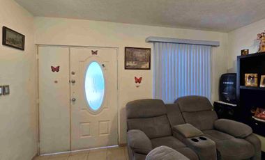 ▪️𝐂𝐀𝐒𝐀 𝐞𝐧 𝐕𝐄𝐍𝐓𝐀, 𝐕𝐈𝐍̃𝐄𝐃𝐎𝐒 𝟏𝐞𝐫𝐚 𝐒𝐄𝐂𝐂𝐈𝐎𝐍, 𝐏𝐑𝐈𝐕𝐀𝐃𝐀 𝐎𝐑𝐕𝐈𝐄𝐓𝐎 (𝐬𝐨𝐛𝐫𝐞 𝐥𝐚 𝐏𝐫𝐢𝐦𝐞𝐫 𝐆𝐥𝐨𝐫𝐢𝐞𝐭𝐚), FRENTE a Área VERDE