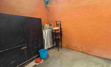 ▪️𝐂𝐀𝐒𝐀 𝐞𝐧 𝐕𝐄𝐍𝐓𝐀, 𝐕𝐈𝐍̃𝐄𝐃𝐎𝐒 𝟏𝐞𝐫𝐚 𝐒𝐄𝐂𝐂𝐈𝐎𝐍, 𝐏𝐑𝐈𝐕𝐀𝐃𝐀 𝐎𝐑𝐕𝐈𝐄𝐓𝐎 (𝐬𝐨𝐛𝐫𝐞 𝐥𝐚 𝐏𝐫𝐢𝐦𝐞𝐫 𝐆𝐥𝐨𝐫𝐢𝐞𝐭𝐚), FRENTE a Área VERDE