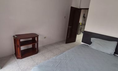 Habitación Amoblada en Alquiler en Guayacanes, 1 Baño, Incluye Servicios, Ciudadela Cerrada, Norte de Guayaquil.