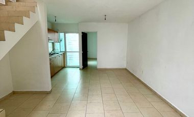 Renta Bonita Casa de 3 Recámaras en Fracc. El Dorado, en Zona Sur.