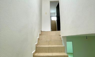 Renta Bonita Casa de 3 Recámaras en Fracc. El Dorado, en Zona Sur.