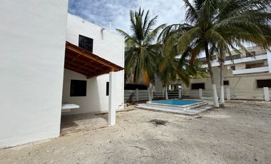 Casa de 4 recámaras, en segunda fila del mar, San Benito Yucatán.