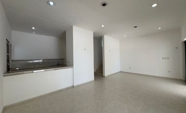 Casa de 4 recámaras, en segunda fila del mar, San Benito Yucatán.