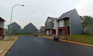 DI KONTRAKAN / JUAL RUMAH SUTERA SAWANGAN, DI JALAN BOULEVARD