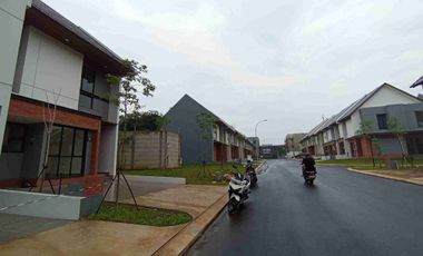 DI KONTRAKAN / JUAL RUMAH SUTERA SAWANGAN, DI JALAN BOULEVARD