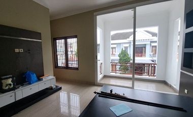 Jual/Sewa Rumah 5 Kamar Tidur Eksklusif Dalam Perum, Ngestiharjo, Kasihan, Bantul (Dekat Umy)