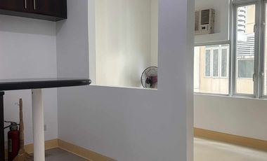 Semi-furnished Studio Unit for Sale or Rent – Stamford Executive Residences, Taguig City