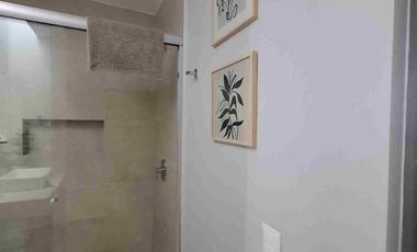 Habitacion amueblada en renta para dama en Zibata