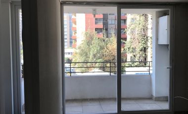 VENDO DEPARTAMENTO 2D/2B ESTACIONAMIENTO Y BODEGA  SAN MIGUEL  FULL CONECTADO