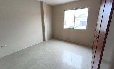 Alquilo casa en Belohorizinte via a la Costa