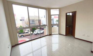 Alquilo casa en Belohorizinte via a la Costa