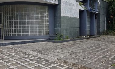 DISEWAKAN RUMAH DI SAYAP PASIRKALIKI PUSAT KOTA BANDUNG