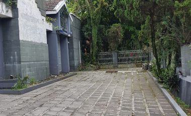 DISEWAKAN RUMAH DI SAYAP PASIRKALIKI PUSAT KOTA BANDUNG