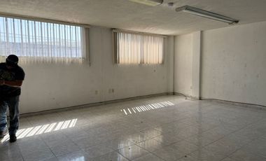 Bodega Disponible en renta León, Gto 1,850 mt2