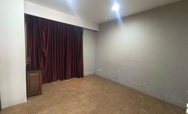 DISEWAKAN RUMAH DI KOMPLEK MUARA SARI