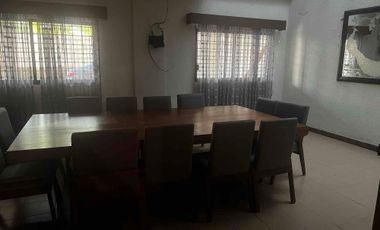 Venta de casa en Av Mario Brown