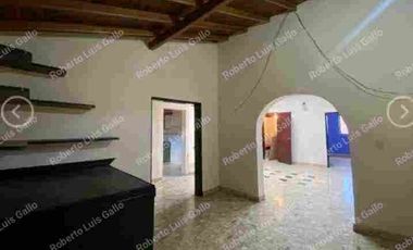 Vendo casa esquinera 3er piso en san martín Prado centro