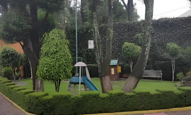 LUJOSA CASAN EN SAN JERONIMO