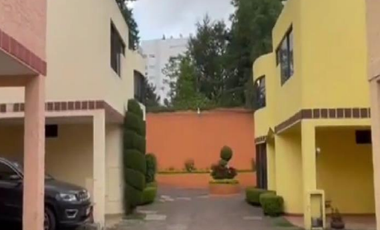 LUJOSA CASAN EN SAN JERONIMO