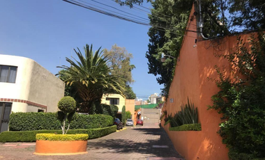 LUJOSA CASAN EN SAN JERONIMO