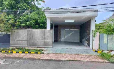 DIJUAL / DISEWAKAN RUMAH RUNGKUT ASRI