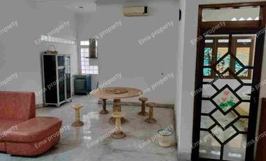 DIJUAL / DISEWAKAN RUMAH RUNGKUT ASRI