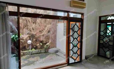 DIJUAL / DISEWAKAN RUMAH RUNGKUT ASRI