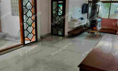 DIJUAL / DISEWAKAN RUMAH RUNGKUT ASRI