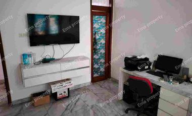 DIJUAL / DISEWAKAN RUMAH RUNGKUT ASRI