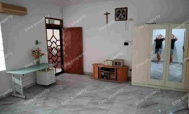 DIJUAL / DISEWAKAN RUMAH RUNGKUT ASRI