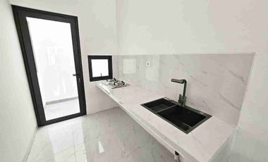 Rumah Baru Model Modern Minimalis di Bulevard Hijau, Harapan Indah Bekasi