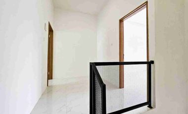 Rumah Baru Model Modern Minimalis di Bulevard Hijau, Harapan Indah Bekasi