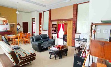 TURUN EKSTRIM □ Rumah Mewah 565m² Nyaman Solo Kota