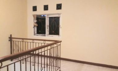 Rumah 2 Lantai Bintaro Sektor 9 Cluster Kasuari Siap Huni