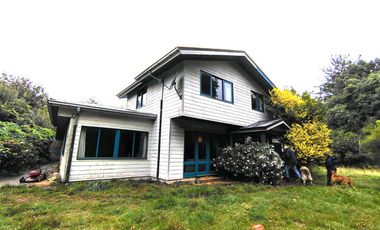 Excelente  terreno con casa  Calle Aníbal Pinto  36.000 UF