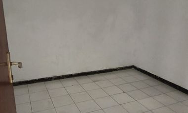 Disewakan Rumah 3 Kamar Cuma 40 Juta di Babatan Mukti Wiyung Surabaya