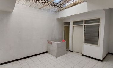 Disewakan Rumah 3 Kamar Cuma 40 Juta di Babatan Mukti Wiyung Surabaya