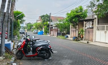 Disewakan Rumah 3 Kamar Cuma 40 Juta di Babatan Mukti Wiyung Surabaya